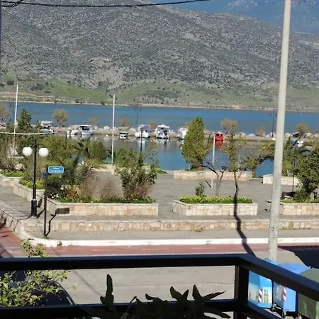 Seascape - -delphi Apartment *